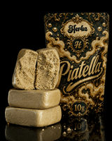 Piatella ice water hash foran sort og guld Herbz 10g emballage